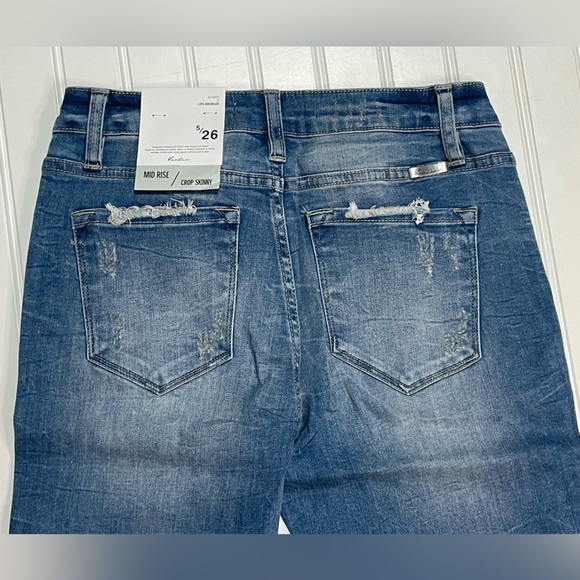 NWT Kancan Mid-Rise Distressed Cropped Skinny Capri - Picture 13 of 13